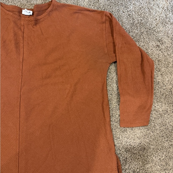 Ava & Viv Rust Brown Blouse - Picture 3 of 9